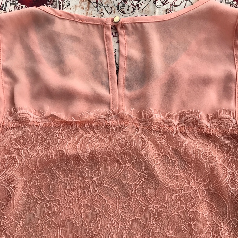 Peach Floral Lace Crop Top - Picture 6 of 6